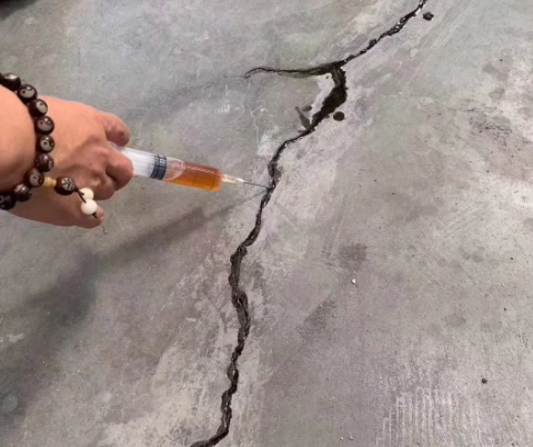 江永混凝土裂缝修补技术详解​